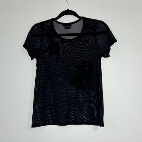 DISCREET Juniors Sheer Top Short Sleeve Applique Black Size Large - Picture 2 of 8
